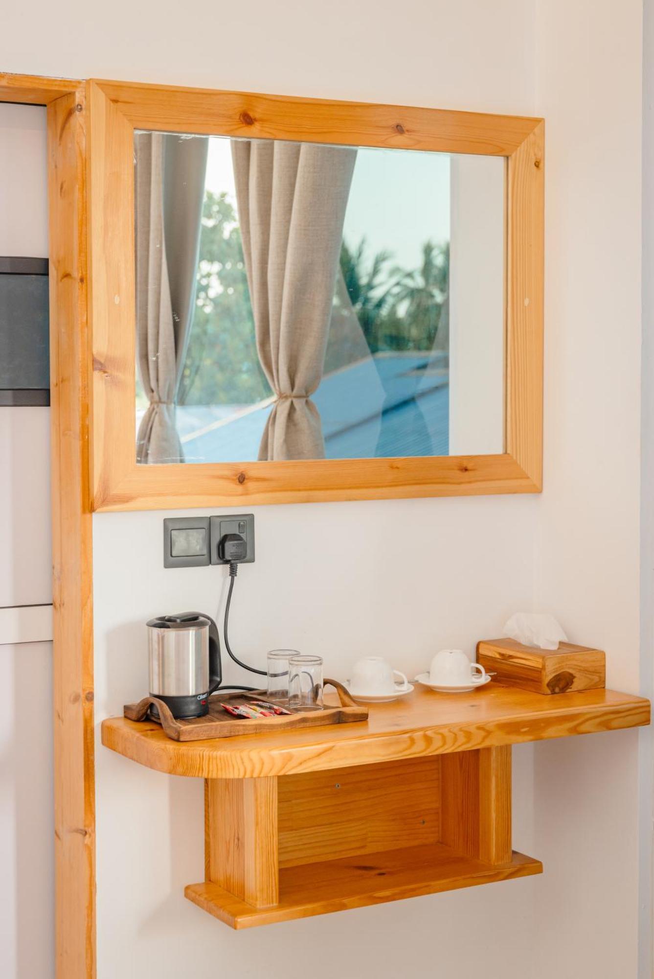 Dhoani Maldives Guesthouse Kendhoo Екстериор снимка
